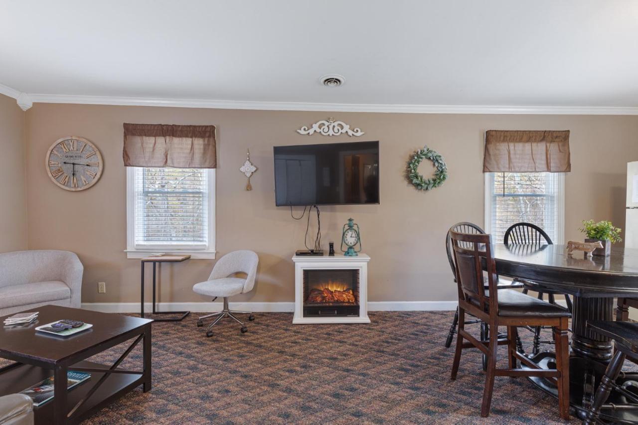 4 Bedroom Country Getaway Нэшвилл Экстерьер фото